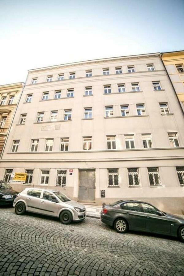 Friendly In Apartment Prag