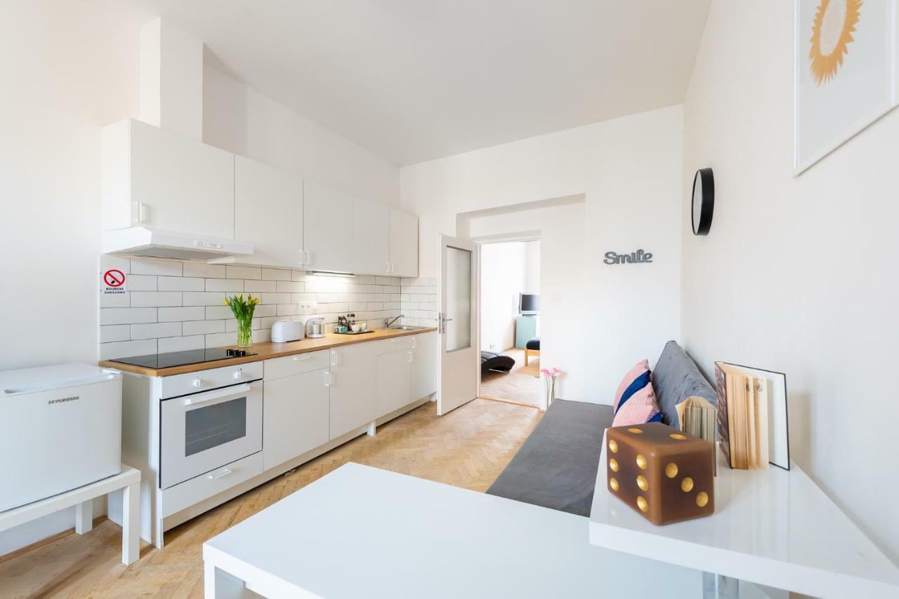 Apartment Lily's - 5 Minutes To Charles Bridge Prag