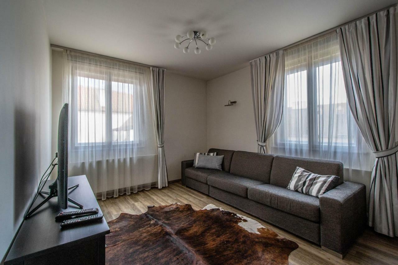 Unique Charles Bridge 2bdr Apartment. Apartment *