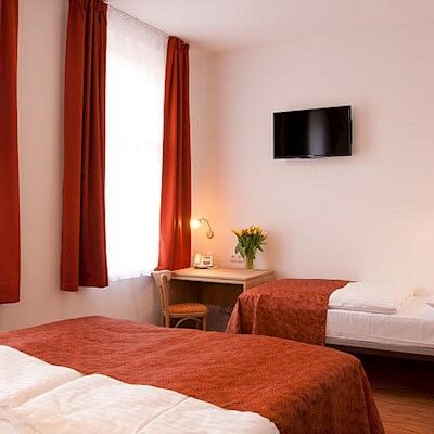 Ambiance Hotel 4*