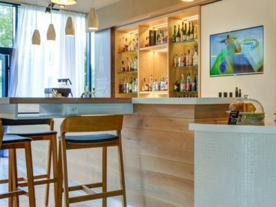 Hotel Airport By Ihg