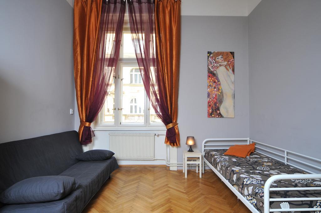 Dlouha 2ab Apartment