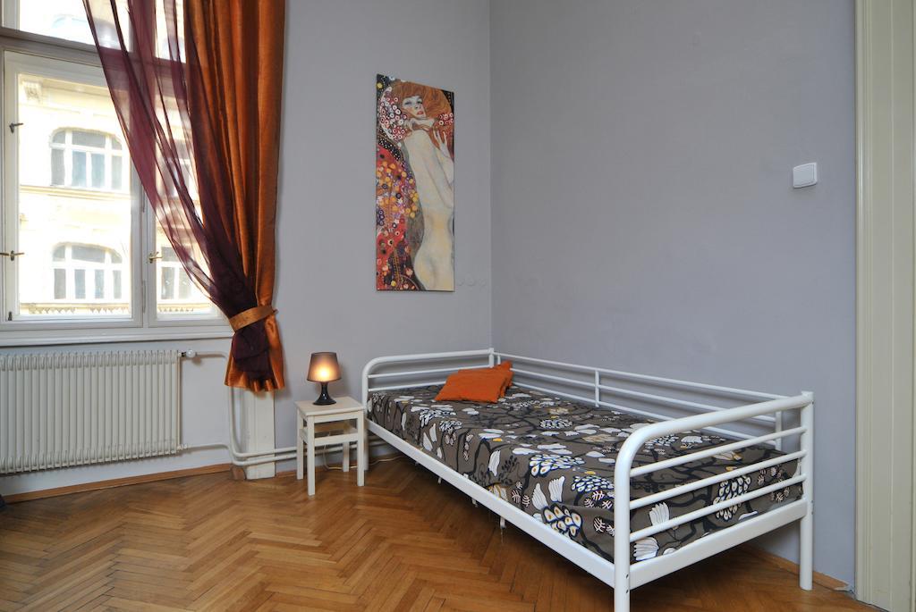 Dlouha 2ab Apartment