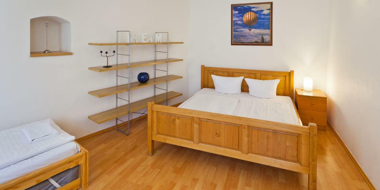 Apartment Charles Bridge Prag