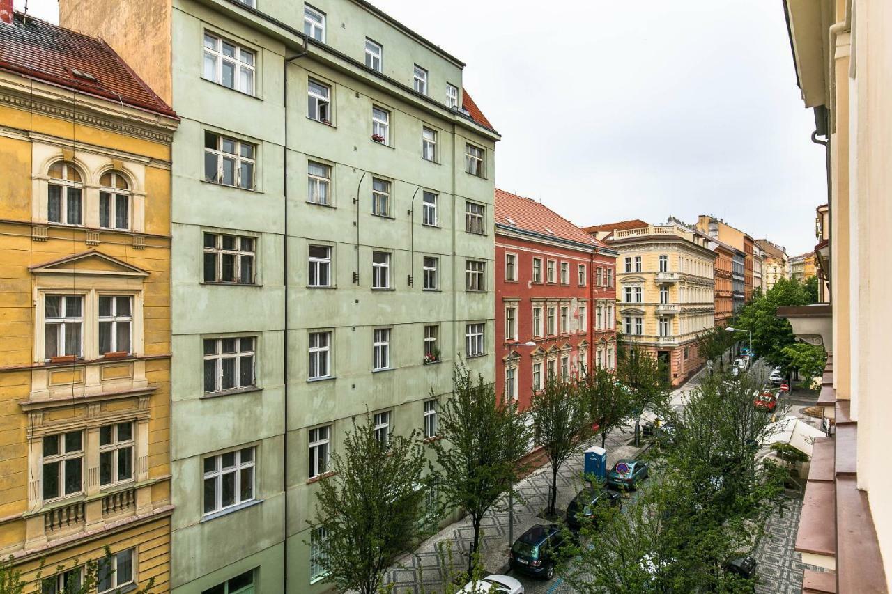Art Ii * Prag