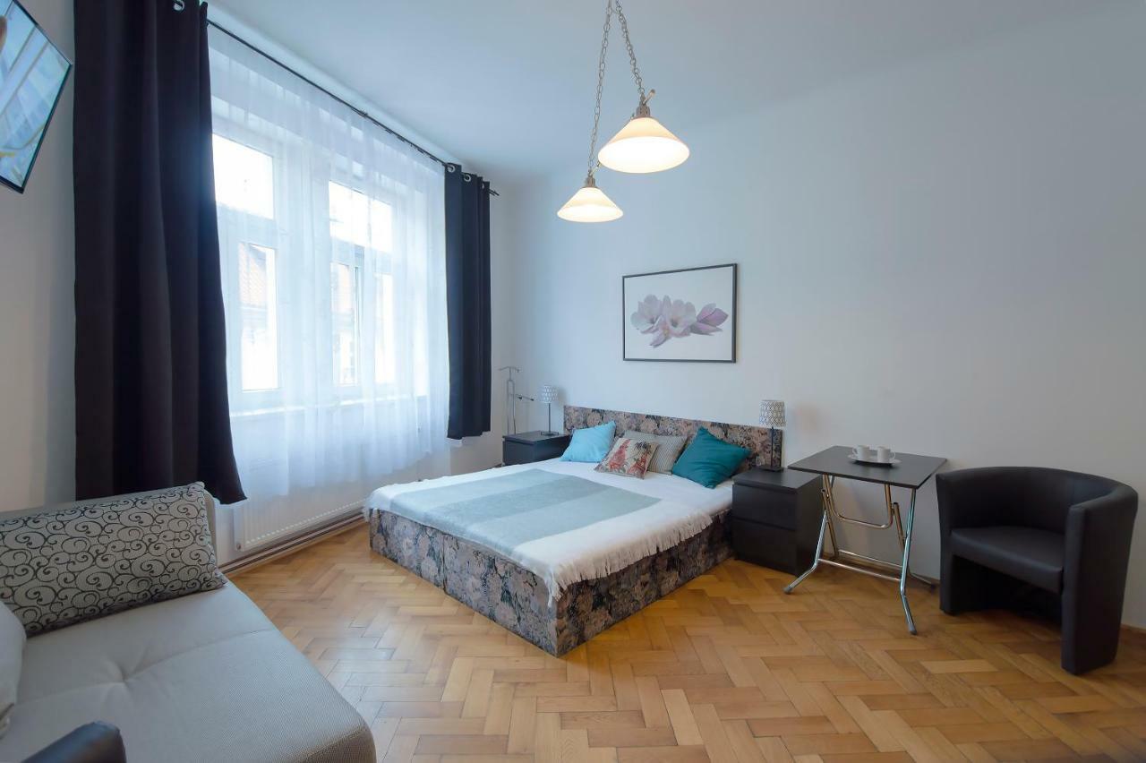 Lägenhet Modern Skolska 20 *