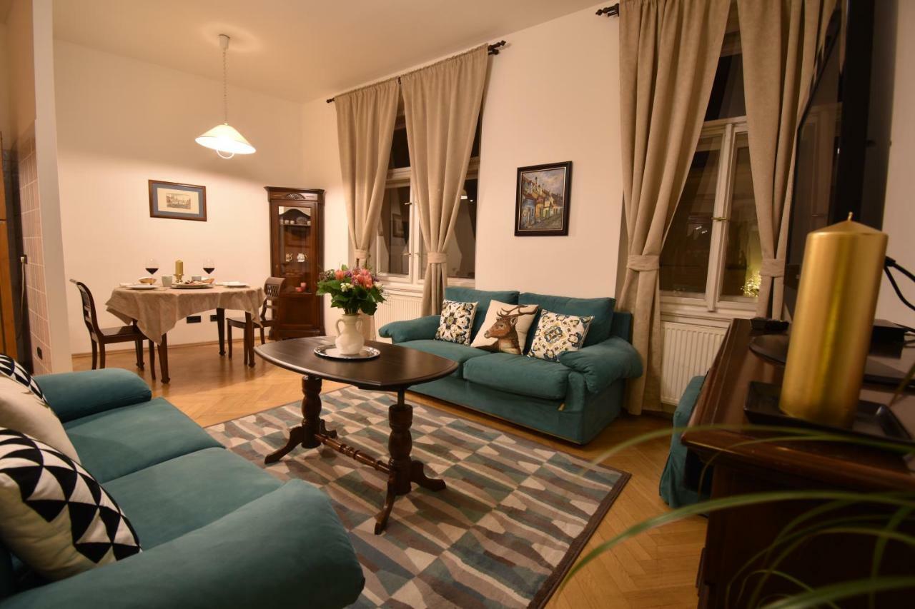 Cozy Flat By The Astronomical Clock Prag