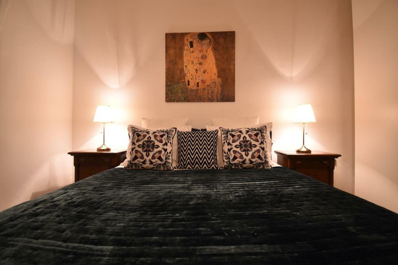Cozy Flat By The Astronomical Clock Lägenhet Prag