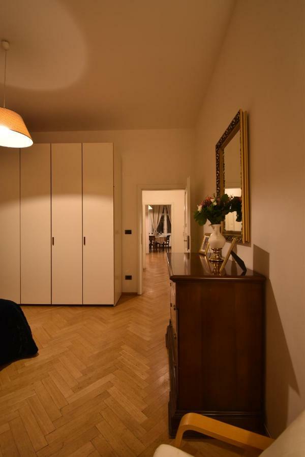 Lägenhet Cozy Flat By The Astronomical Clock *
