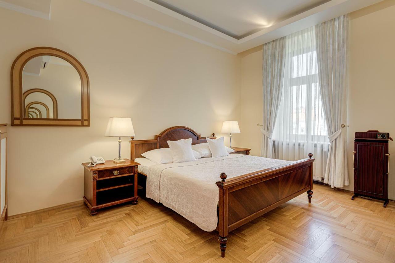 Louren Praha