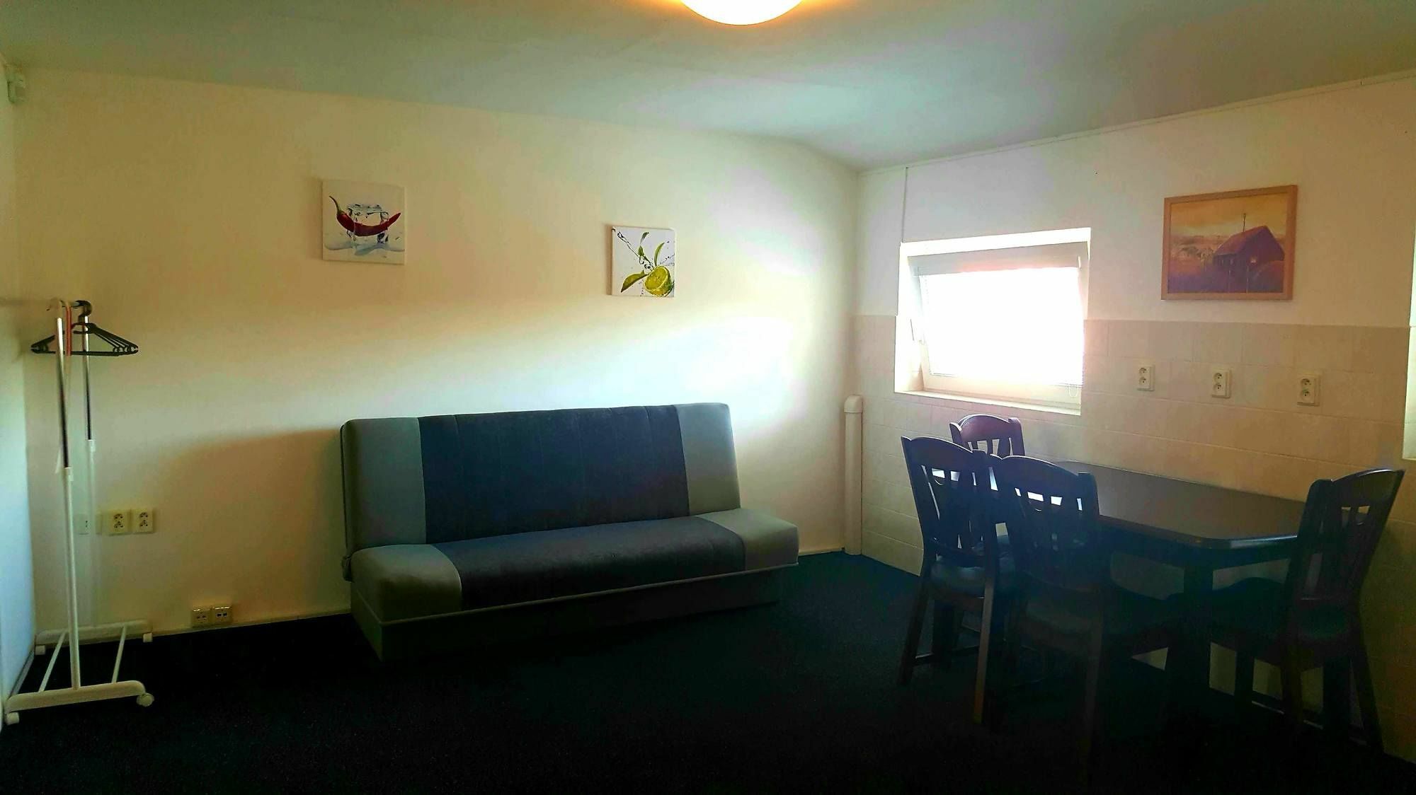Arti Guest house
