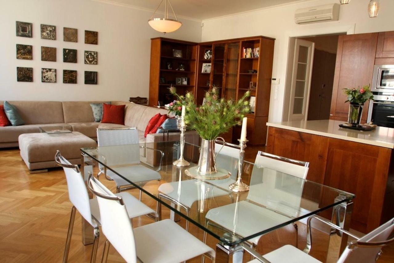 Lejlighed Spacious Elegance In The Heart Of Old Town