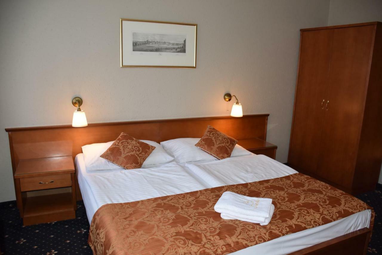 Arbes Hotel 3*