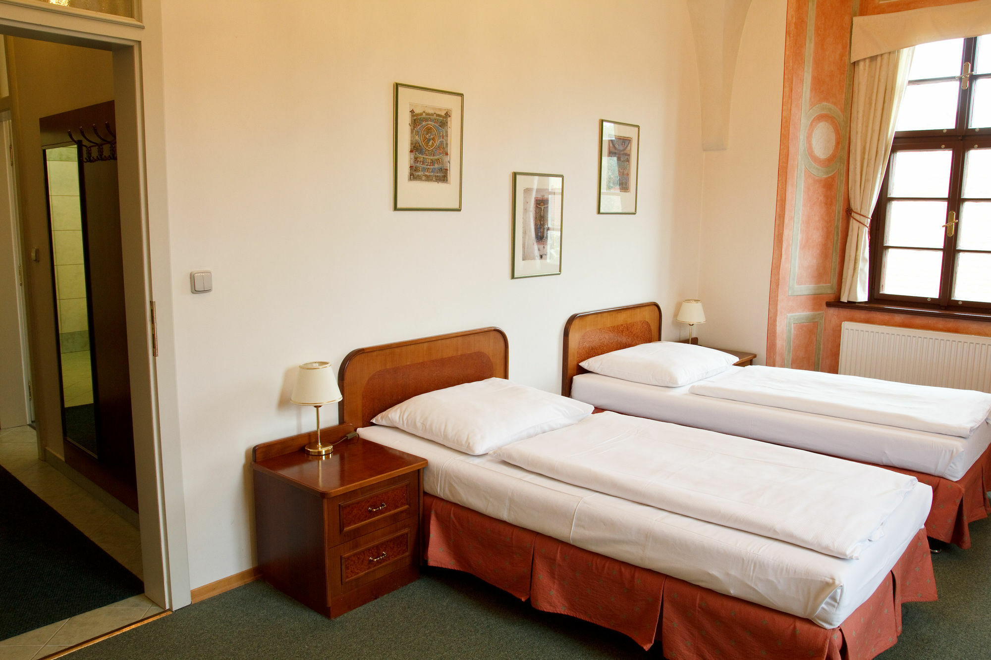 Adalbert Ecohotel