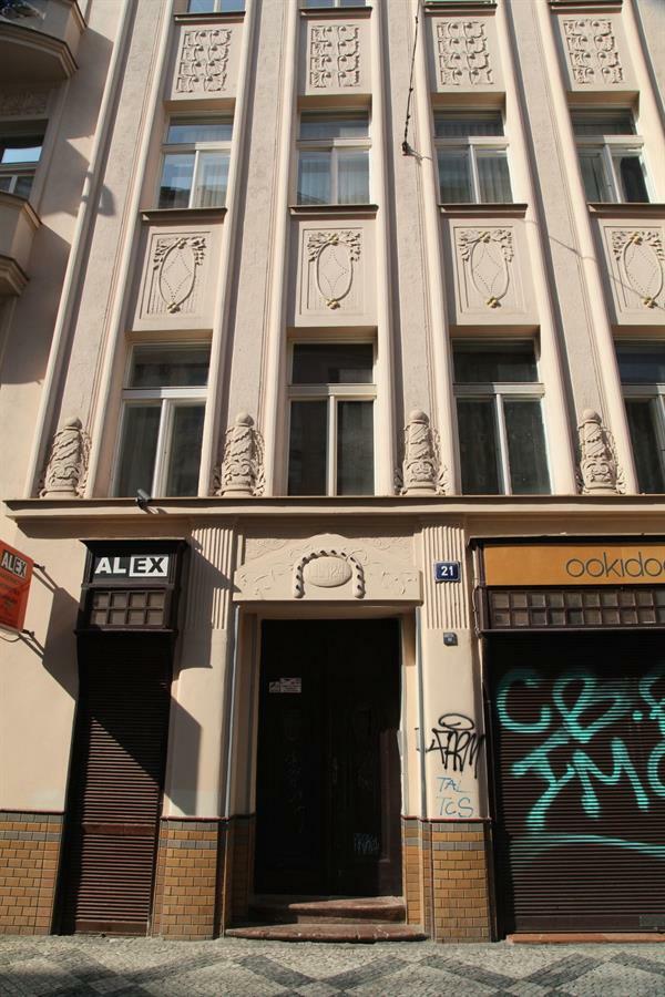 Fully Equipped Spacious Apartment