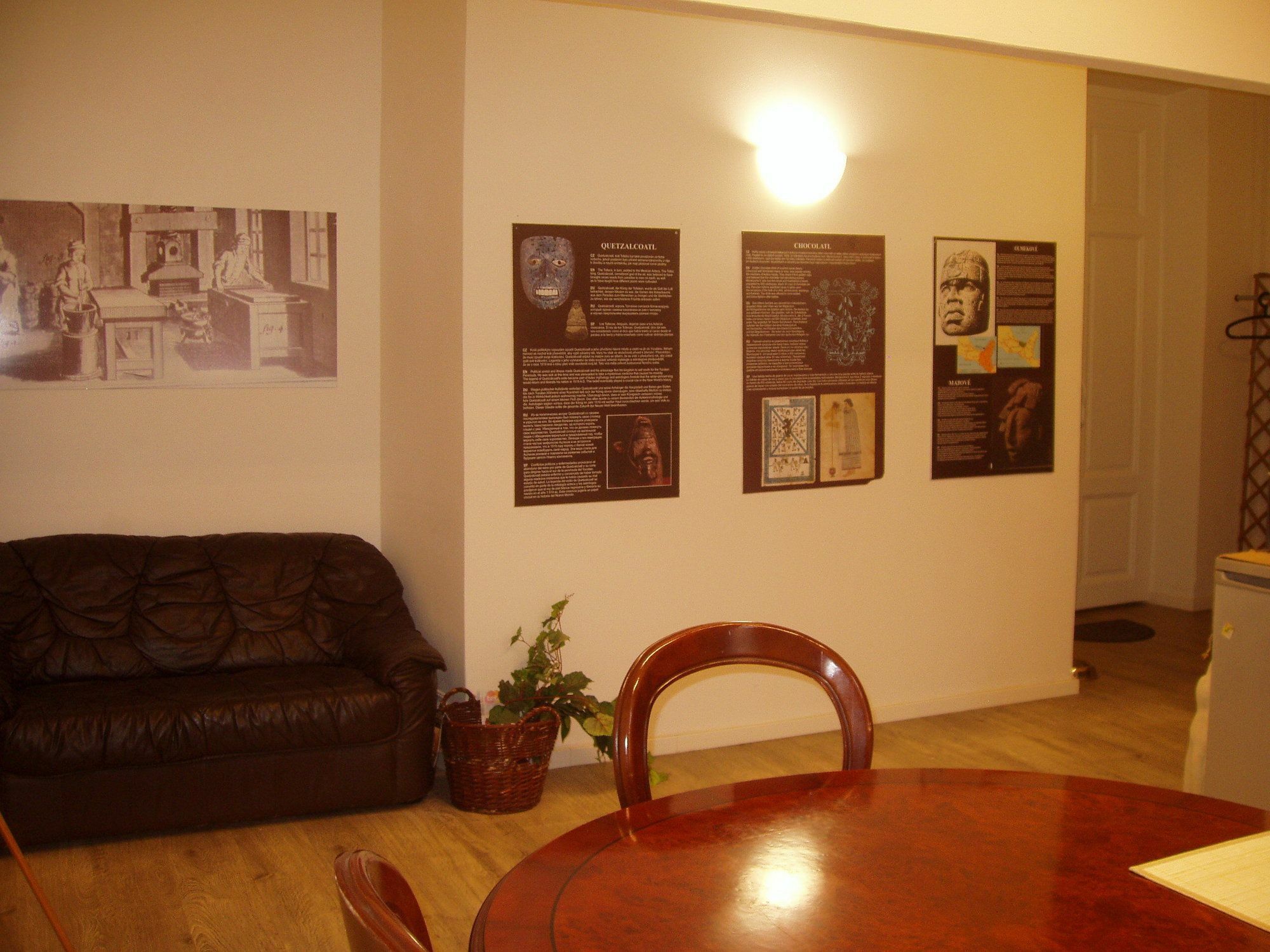 Apartment Decadent