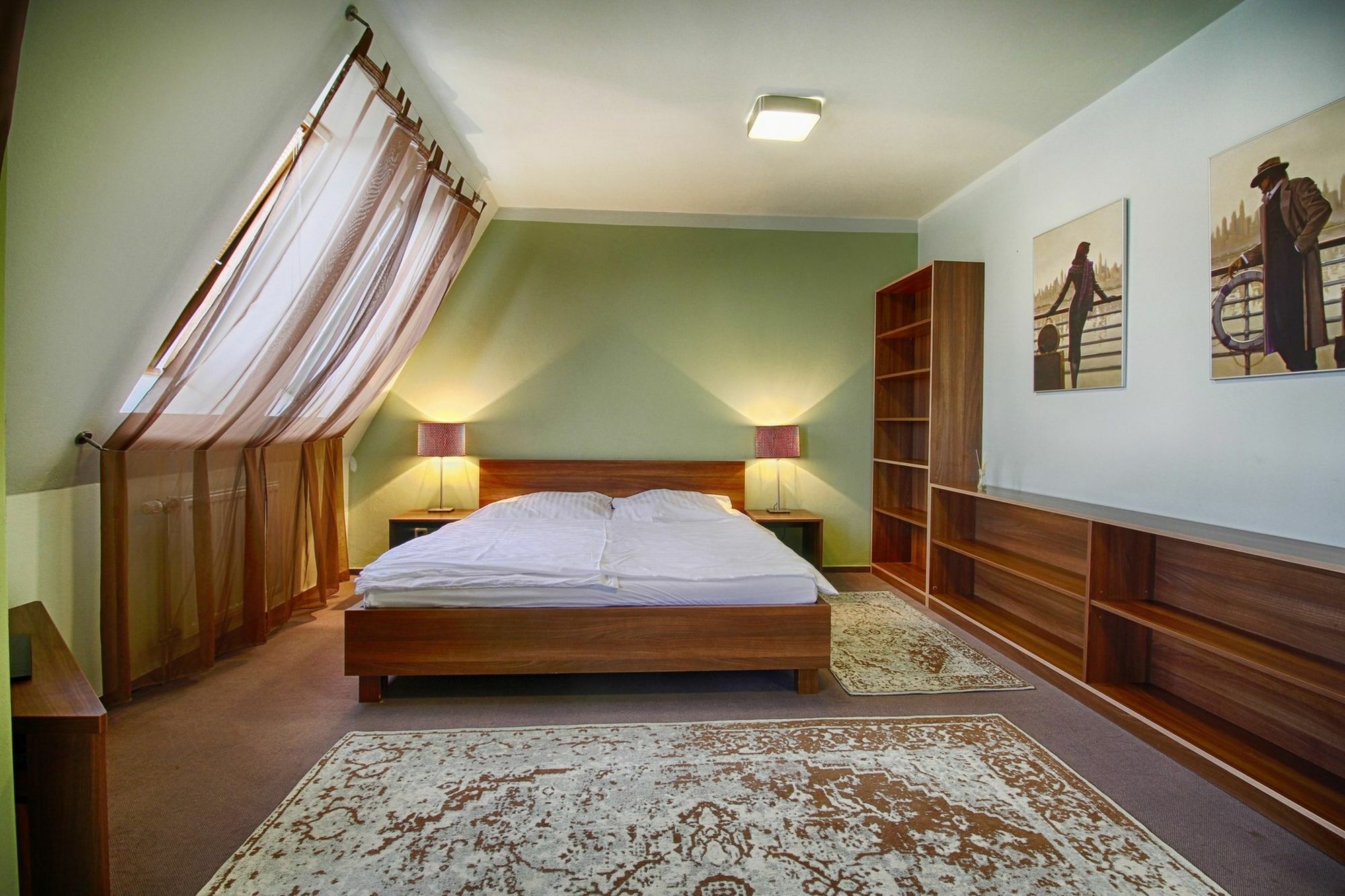 Panoramic Roof Terrace&jacuzzi Apartment