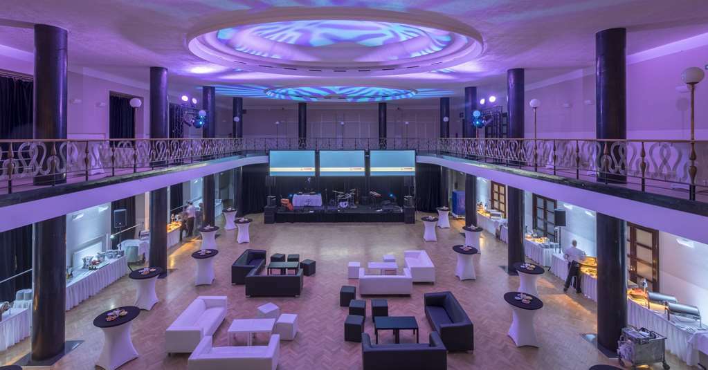 Hilton Prag