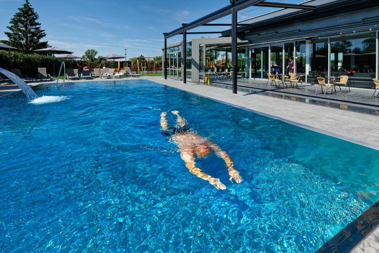 Hotel Aura Design&garden Pool 3*