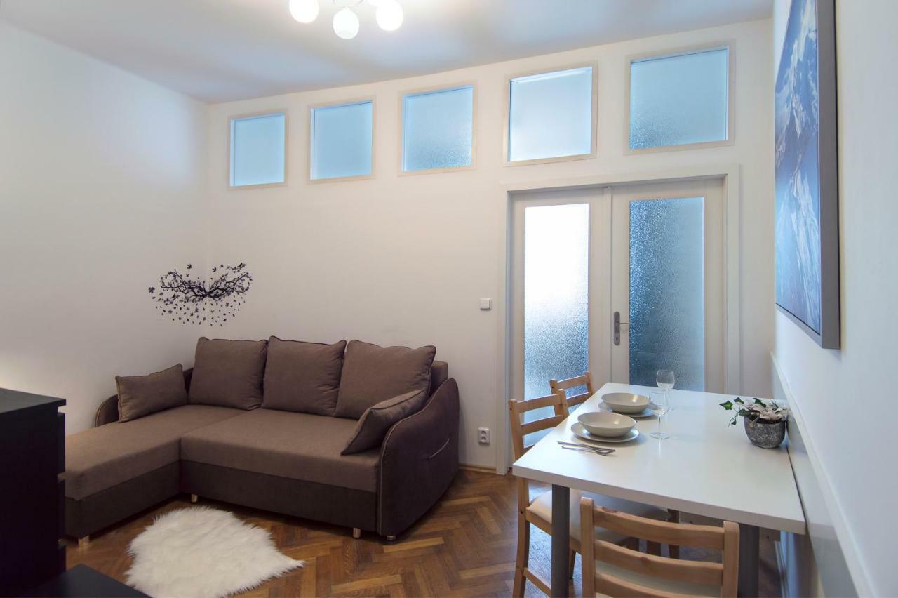 Modern Navratilova Ii Apartmán Praha