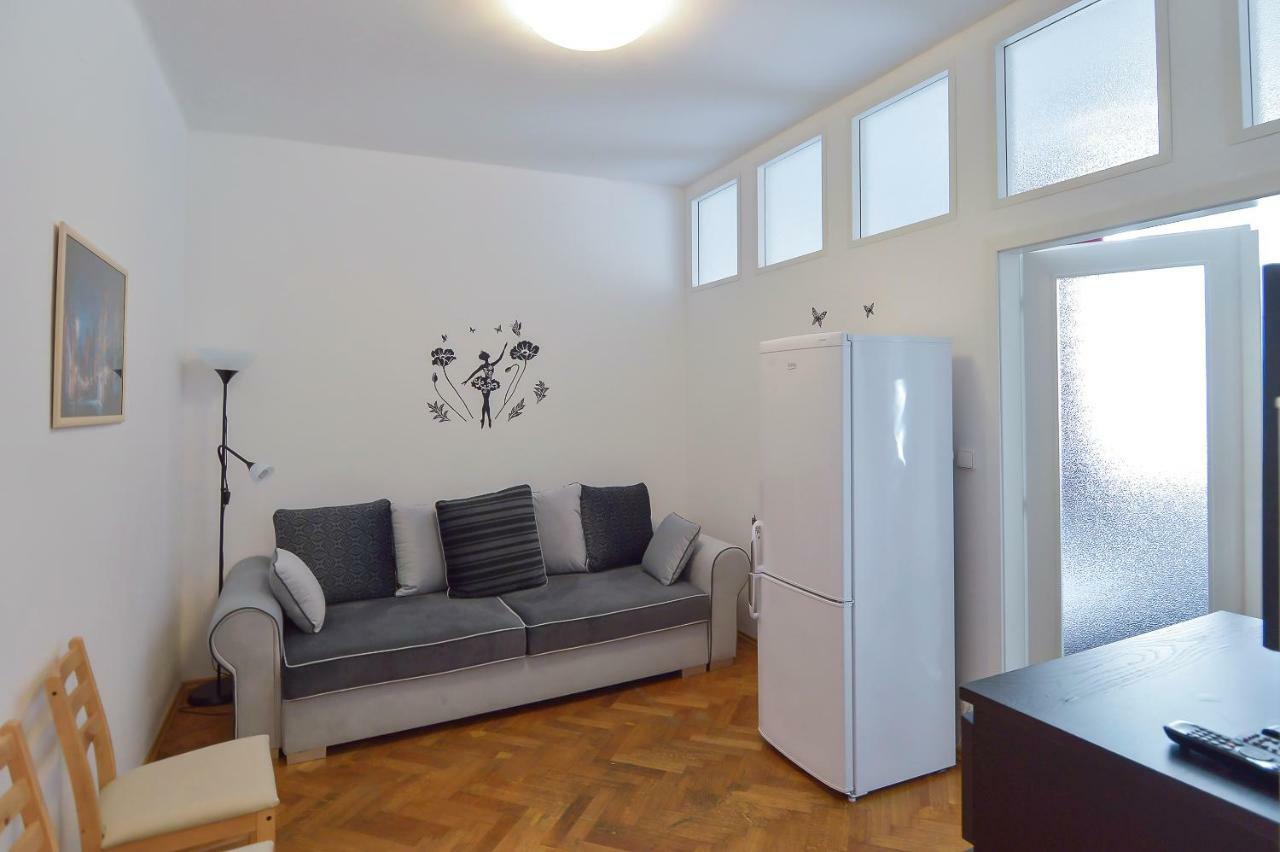 Modern Navratilova Ii Apartmán