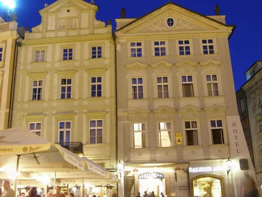 Old Town Square By Emblem 5*