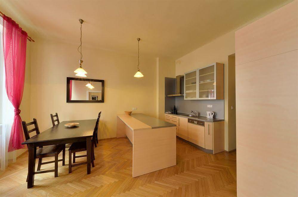 Aparthotel Downtown Kodanska Prag
