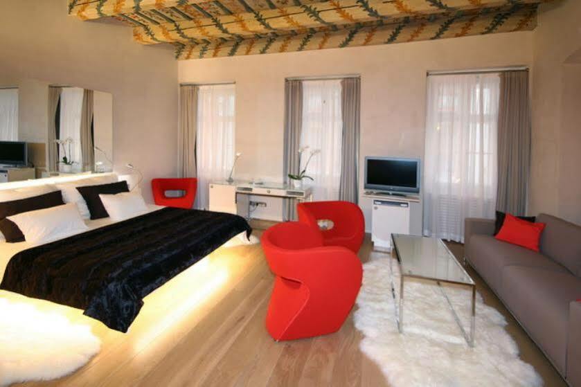 Three Storks 5* Praha