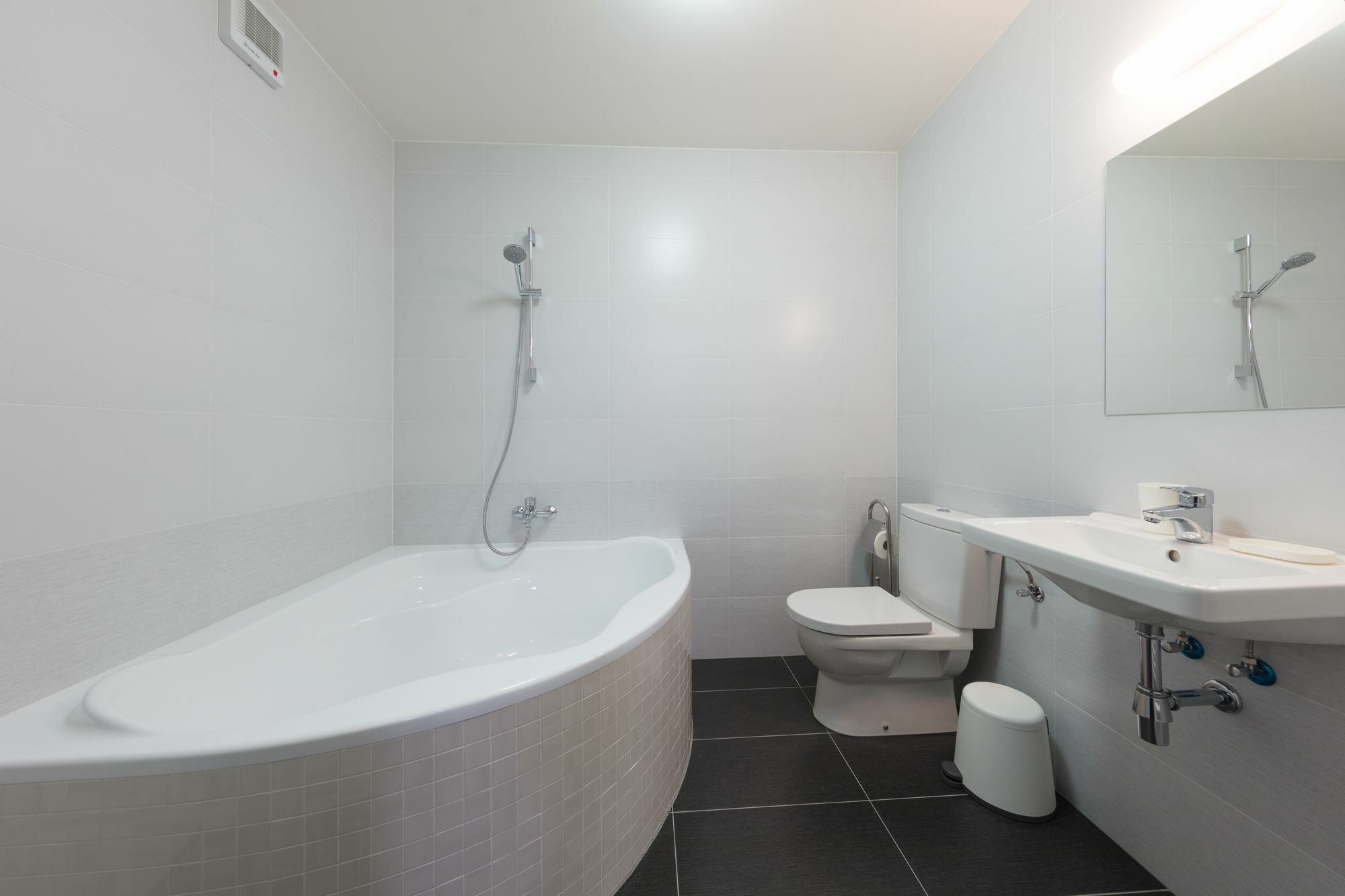 Grand Petit Hotel