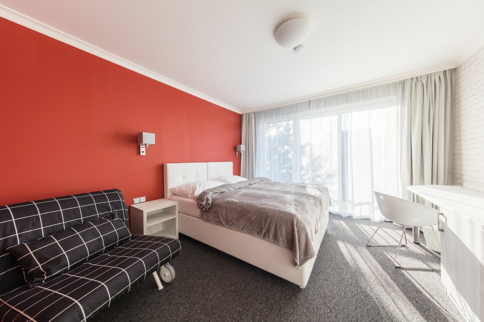Hotel Grand Petit 3*