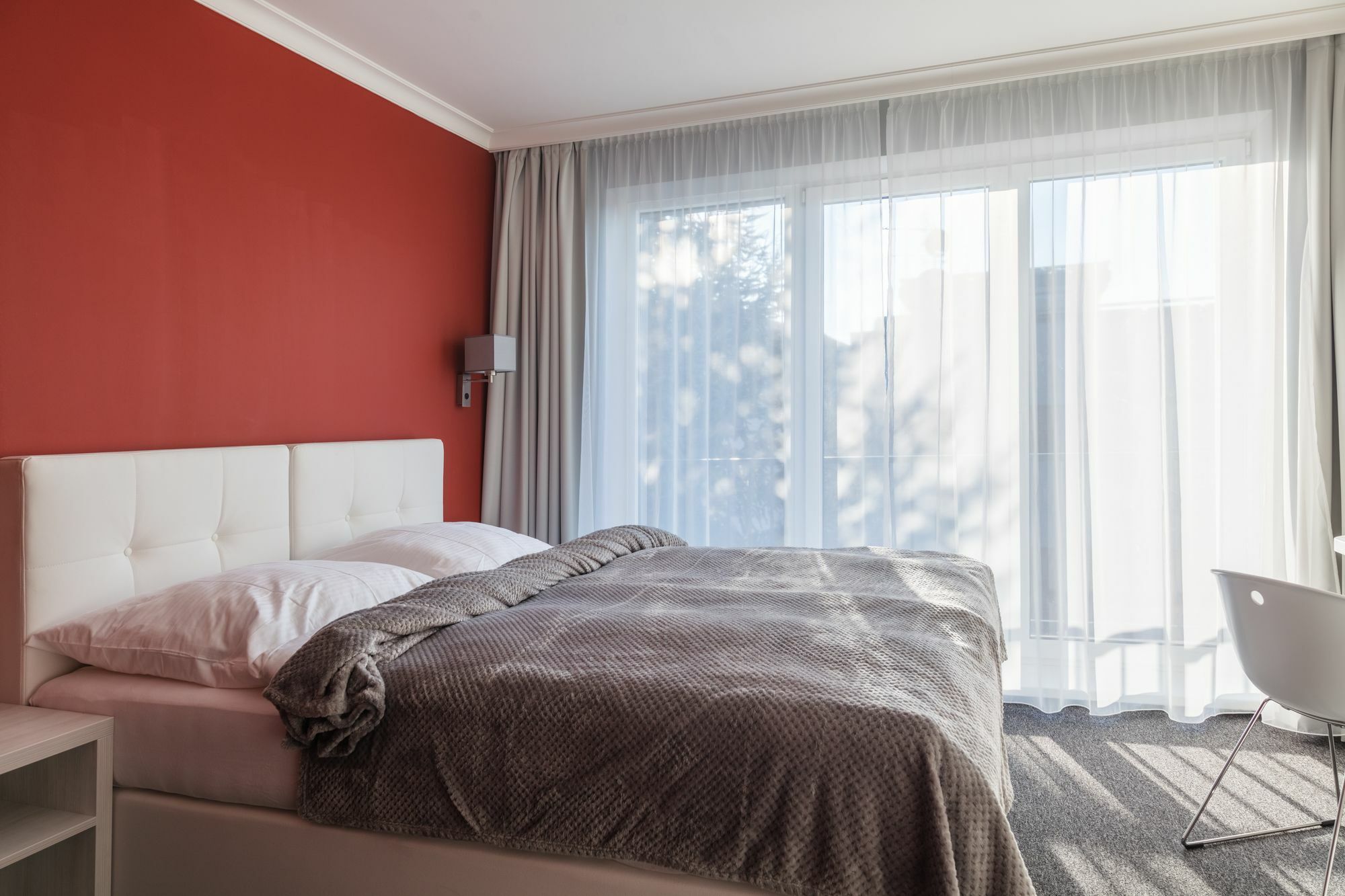 Hotel Grand Petit 3*