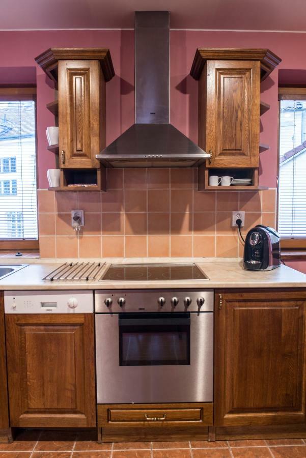 Lejlighed Spacious And Quiet Attic Flat In Centre
