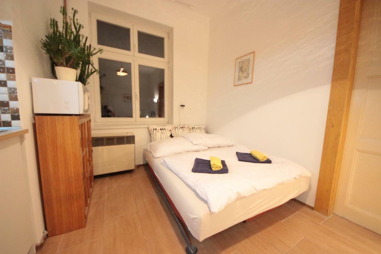 Apartment Gallery *