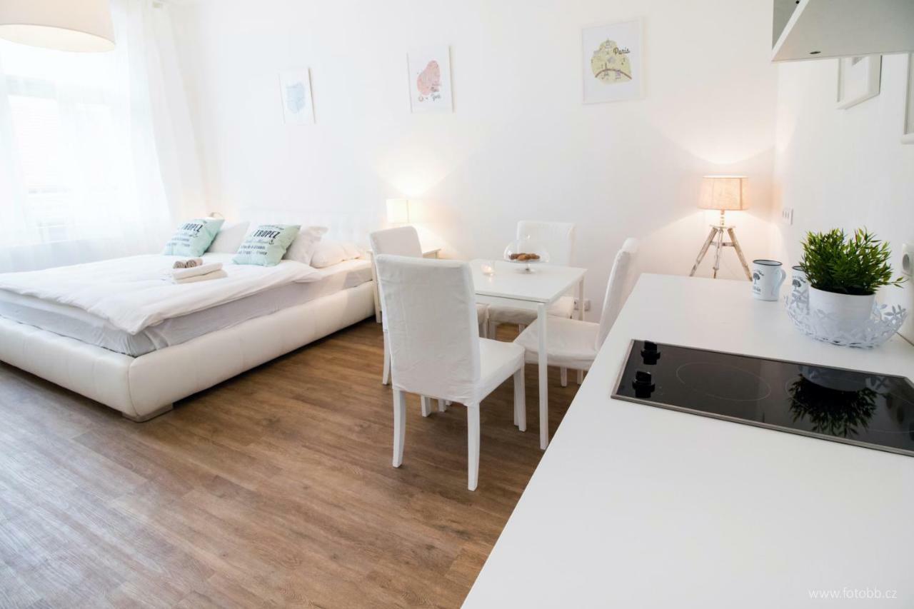 Romantic Petra - Free Parking Friday-sunday Apartment Prag