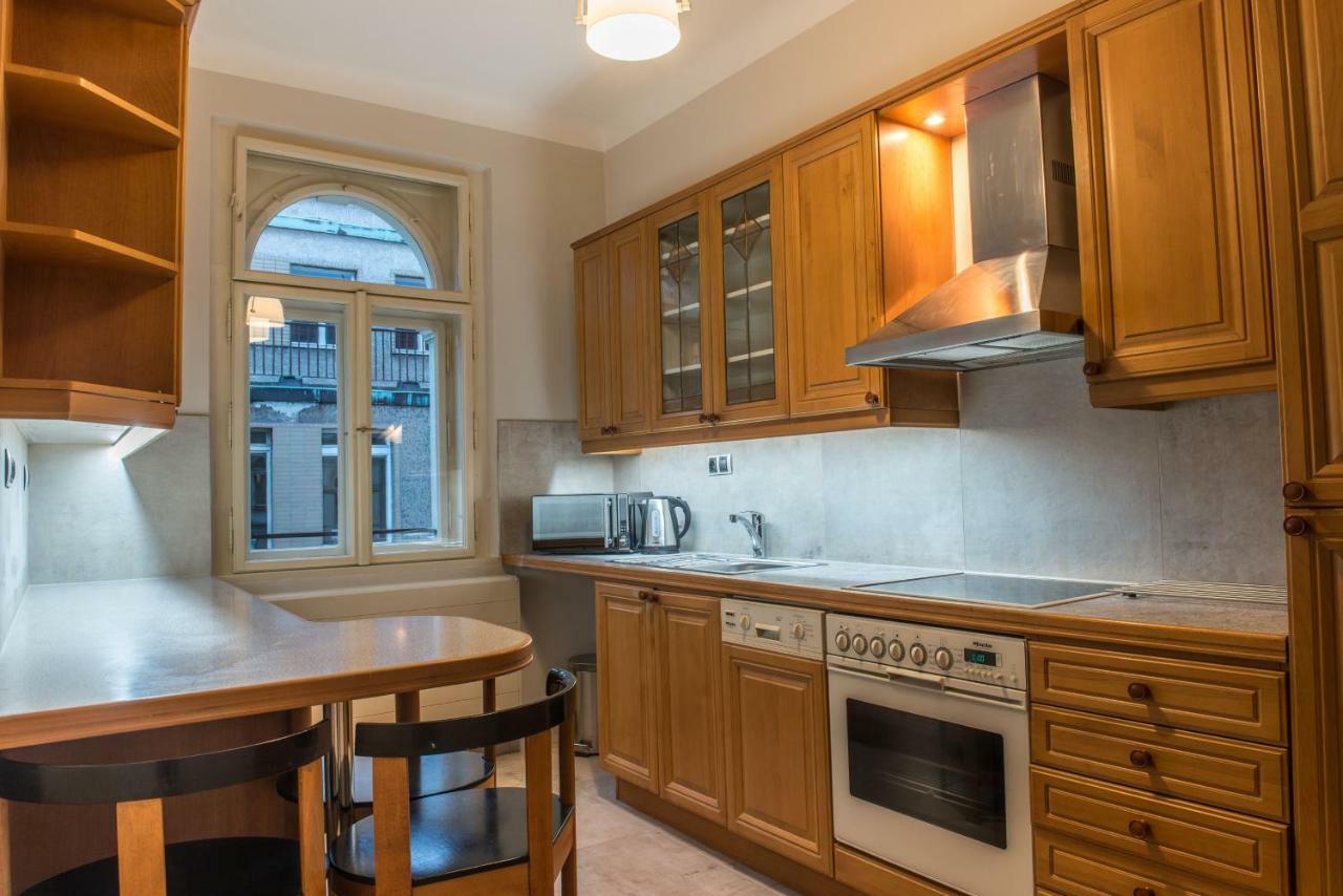 Lejlighed Exclusive 3 Bedroom Top-notch Flat, Great Location *