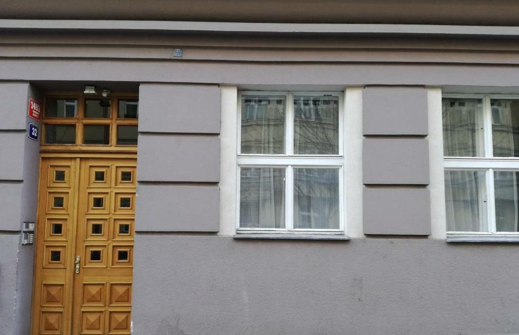 Premyslovska - 2 Bathrooms *