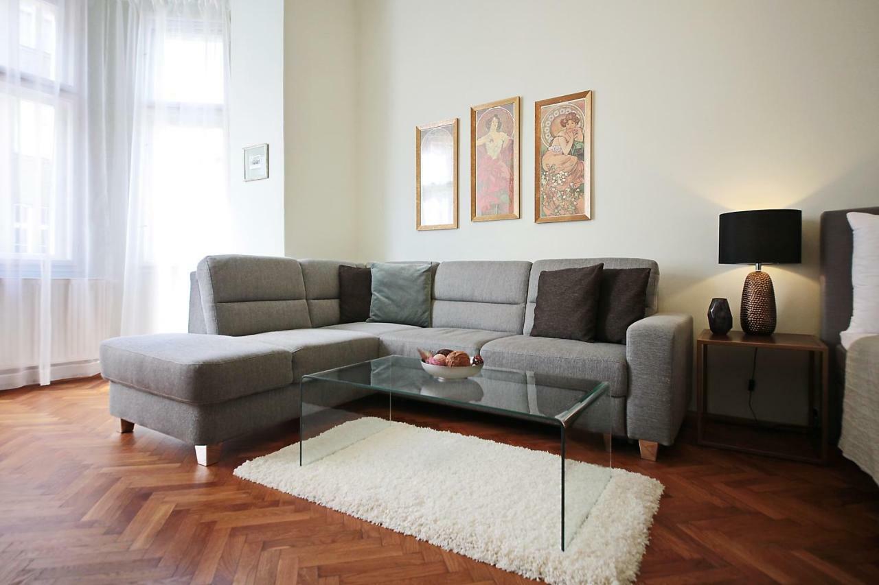 In The Heart Of Apartment