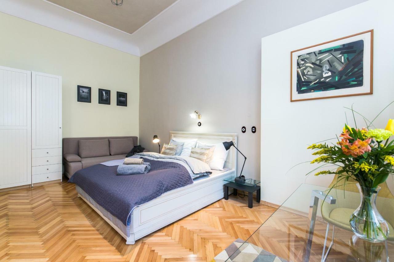 Lejlighed Nebovidy I - Free Parking - Terrace - Air Conditioning