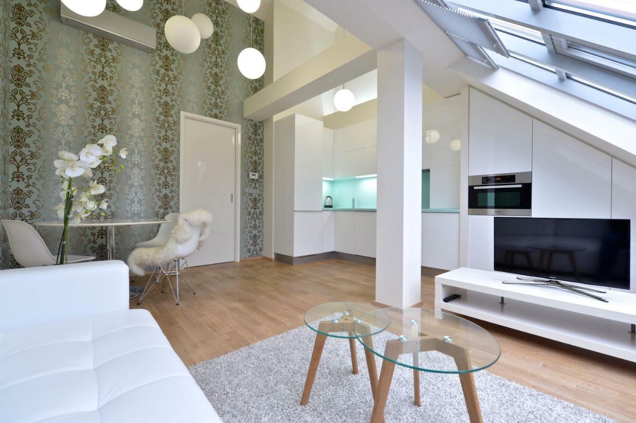 Designer Loft 2