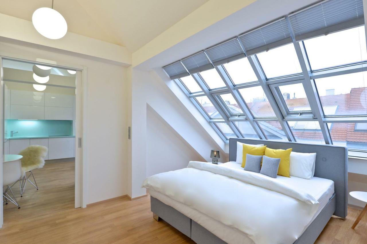 Designer Loft 2 *