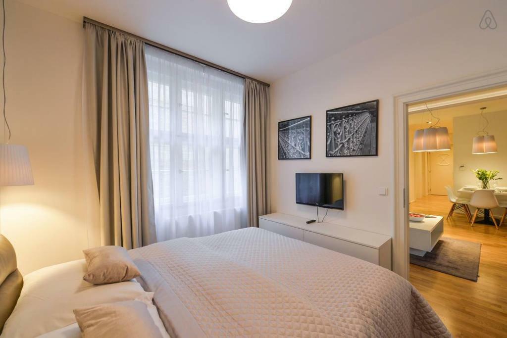 Wishlist Residences - Karlin Free Parking Prag