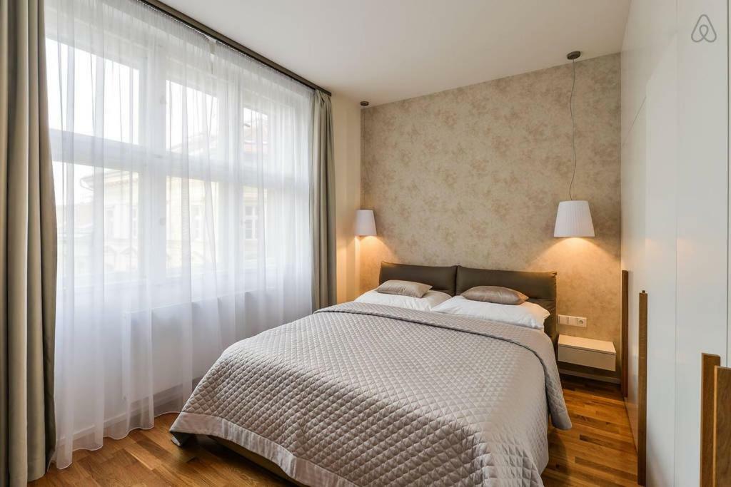Wishlist Residences - Karlin Free Parking Lägenhet