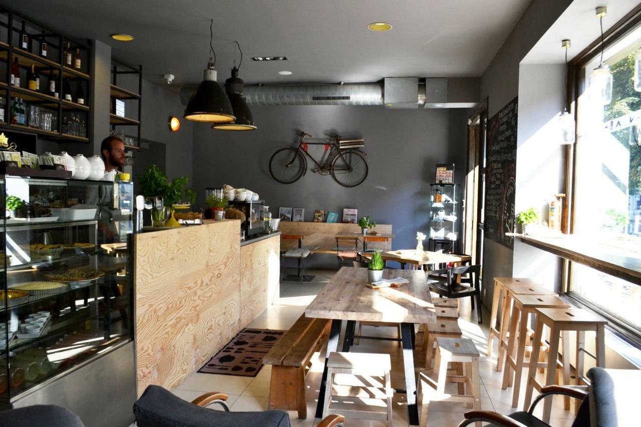 Trendy Local