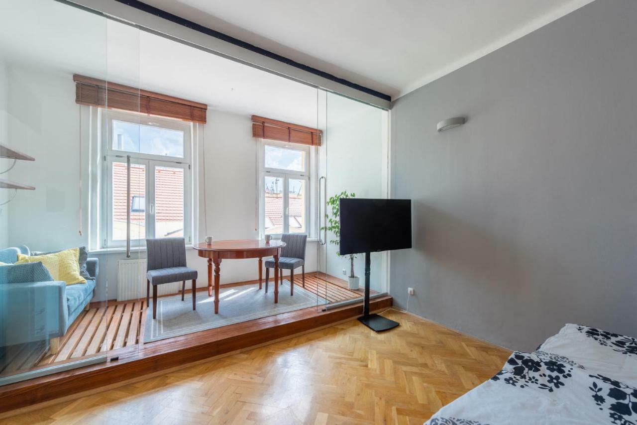 Apartment Modern Few Steps From Centre Prag