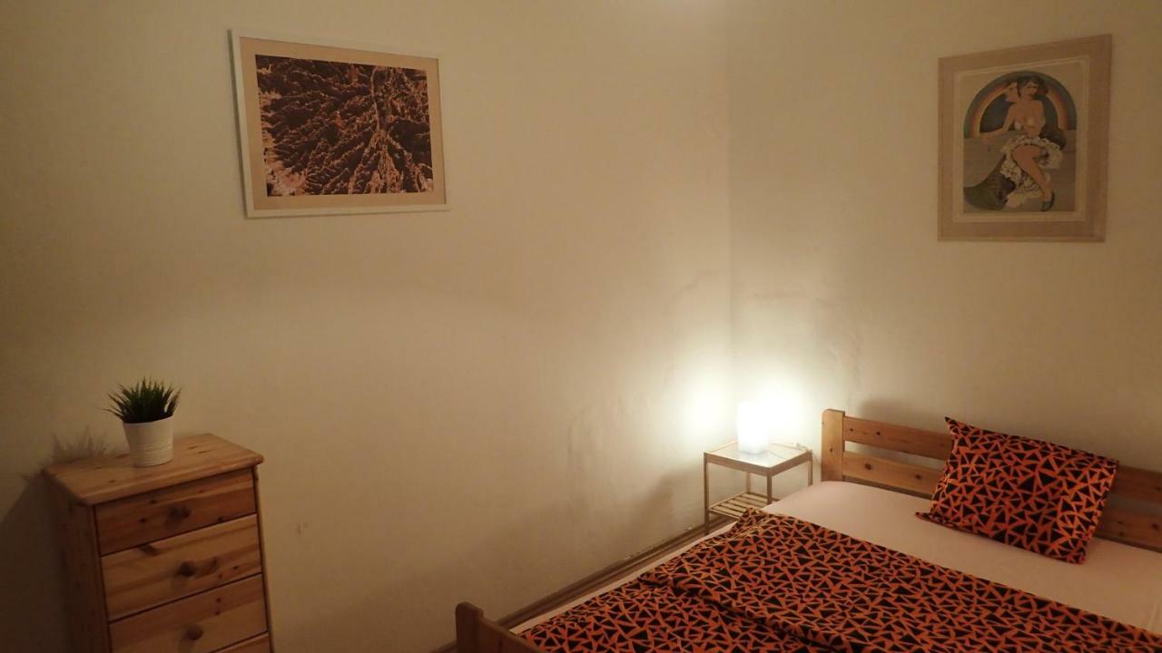 Jackie Apartment