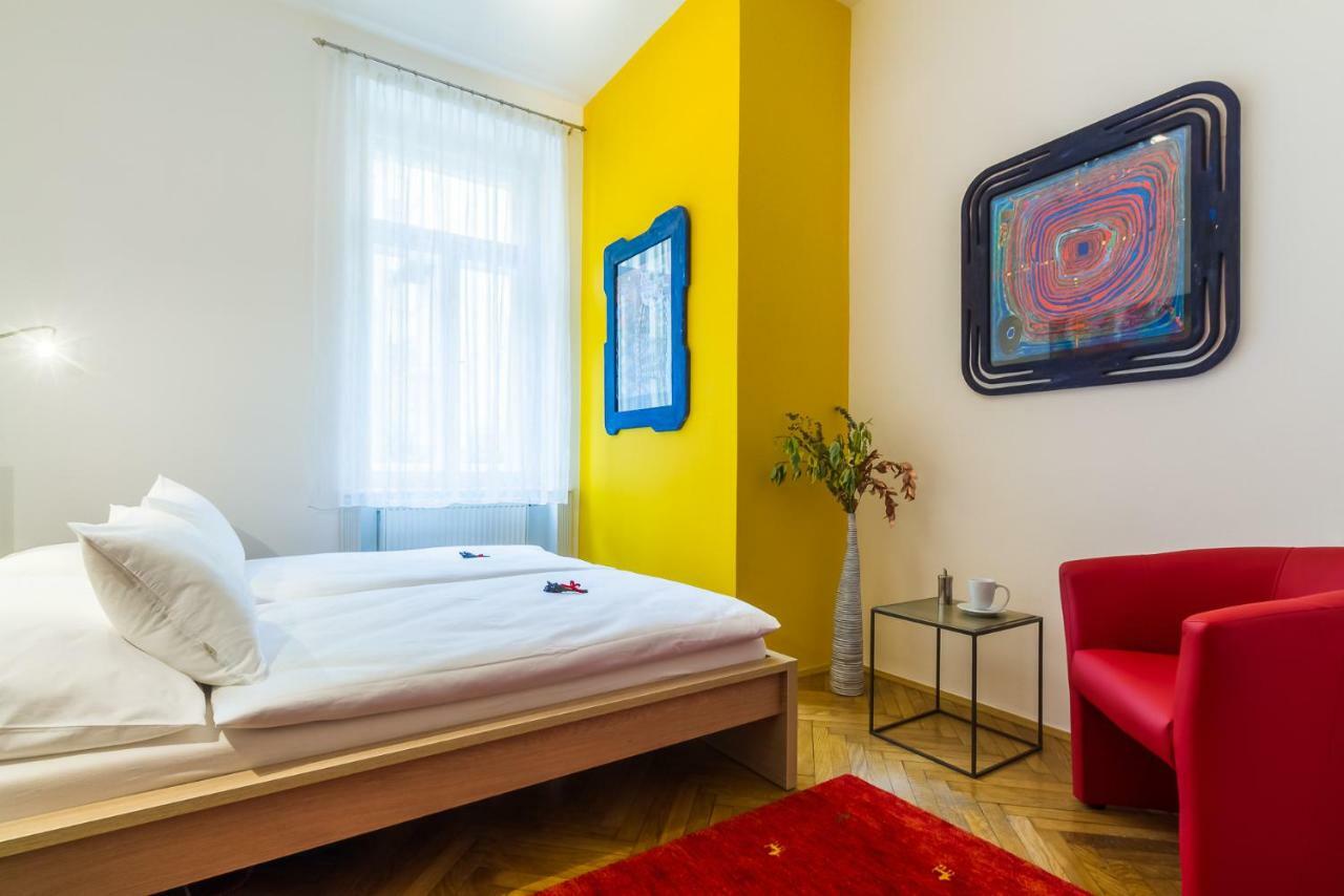 Victor Apartment *