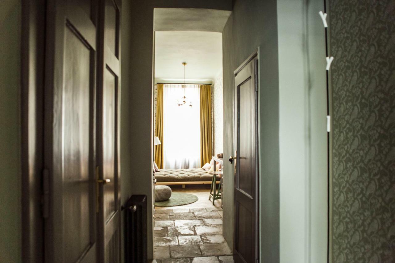 The Emerald Apartment Prag