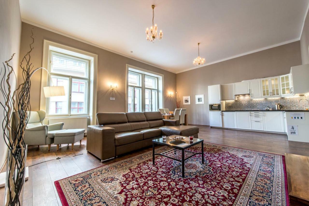 ✰downtown Grand - Old Town Location✰ Apartmán