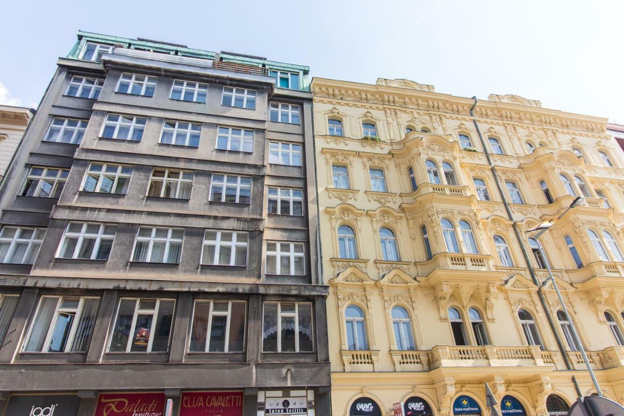 Sunny On Wenceslas Square By Easybnb *