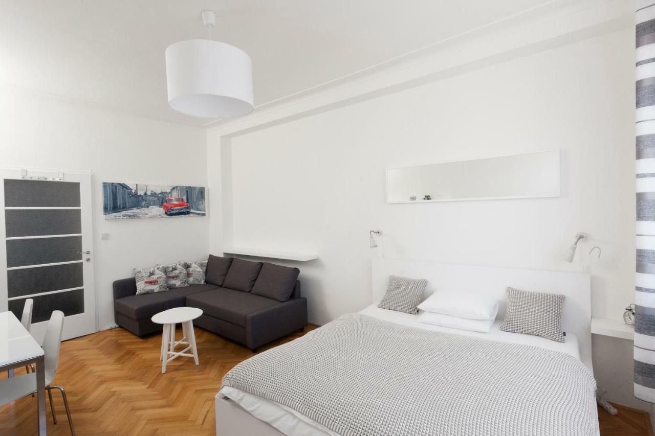Casa Anna Opletalova Apartment Prag
